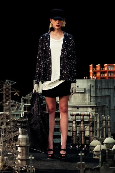 Look 9